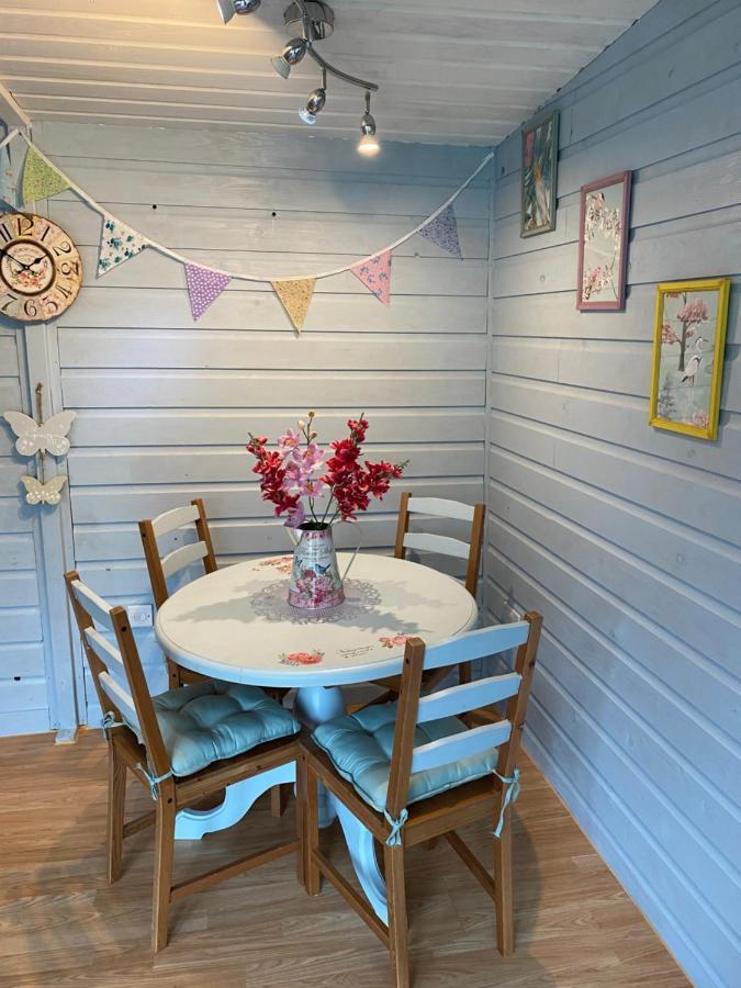 Seasons - Adults Only Bed and breakfast *