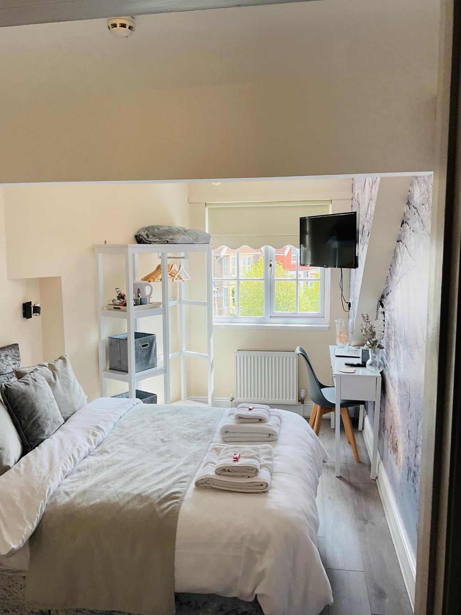 Bed and breakfast Seasons - Adults Only Weston-super-Mare
